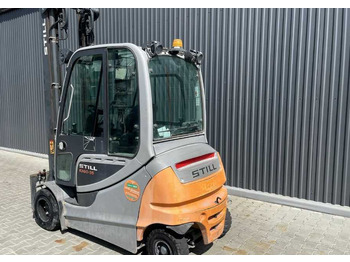 Electric forklift STILL RX60