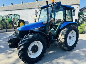 Farm tractor NEW HOLLAND TL90