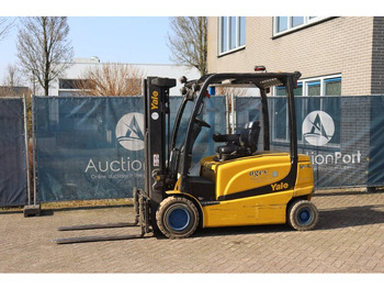 Electric forklift YALE