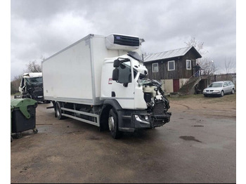 Refrigerator truck RENAULT