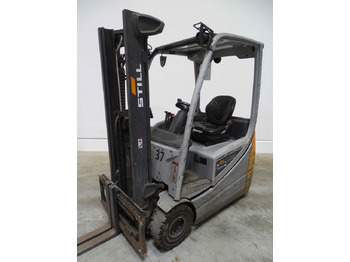 Electric forklift STILL RX20