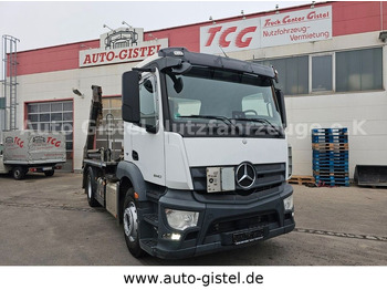 Skip loader truck MERCEDES-BENZ Antos 1840