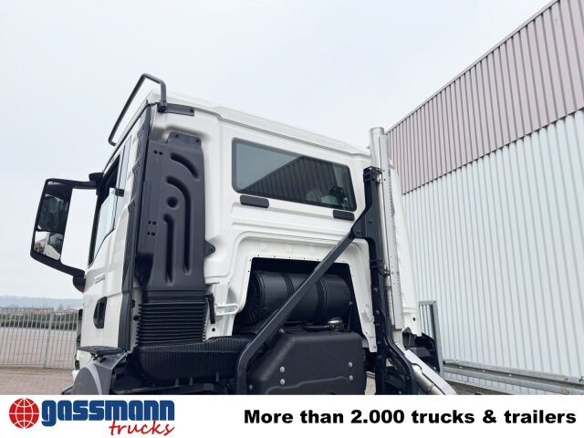 New Cab chassis truck MAN TGS 33.440 6x4 BB: picture 14