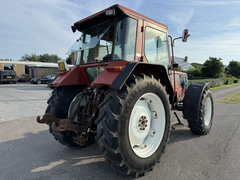 Farm tractor Fiat F100: picture 9