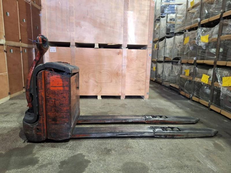 Pallet truck Fenwick T18: picture 6