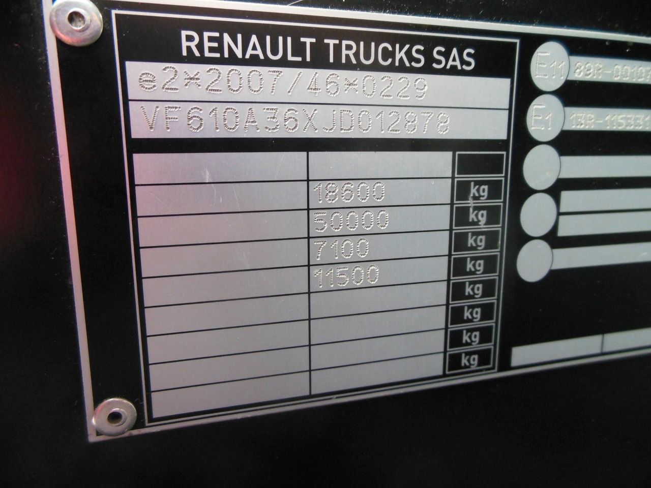 Leasing of Renault T520 HIGH, COMFORT, LOWDECK, TOP STAND!! Renault T520 HIGH, COMFORT, LOWDECK, TOP STAND!!: picture 18 Leasing of Renault T520 HIGH, COMFORT, LOWDECK, TOP STAND!! Renault T520 HIGH, COMFORT, LOWDECK, TOP STAND!!: picture 18