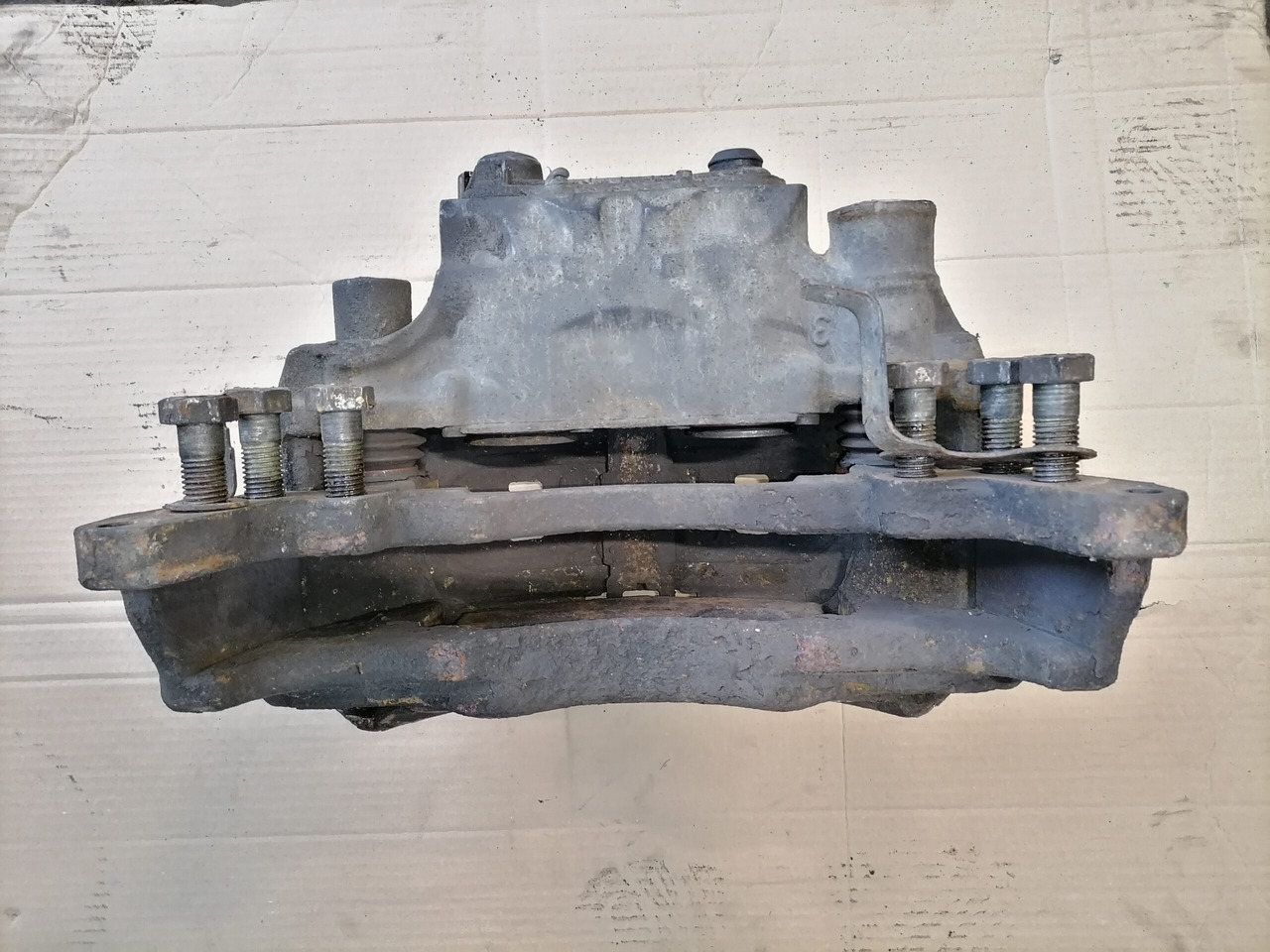 Brake parts for Truck Scania Brake caliper 1946306: picture 6