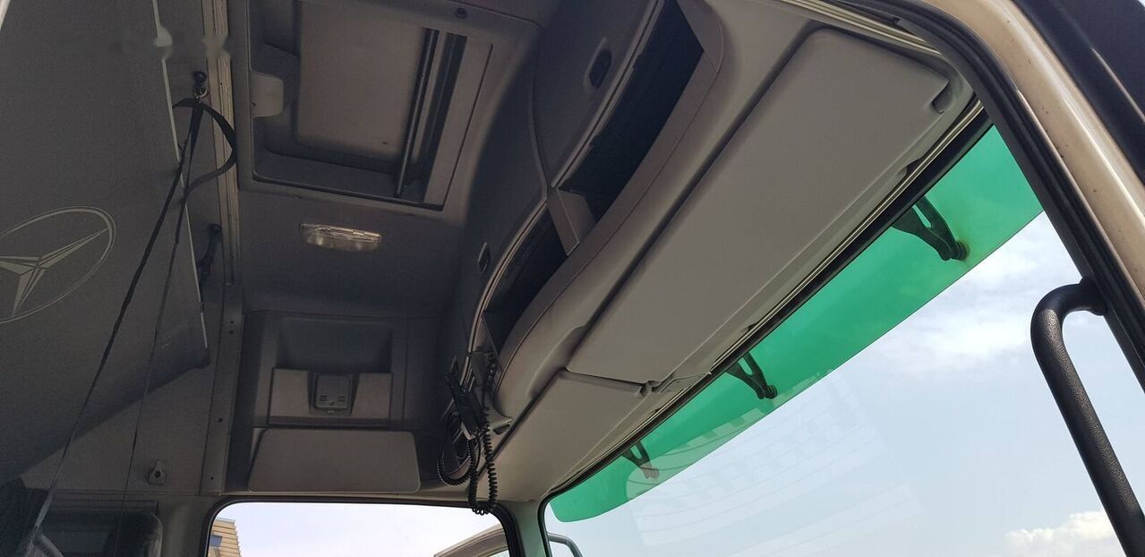 Cab for Truck Mercedes-Benz ACTROS MP2: picture 18 Cab for Truck Mercedes-Benz ACTROS MP2: picture 18
