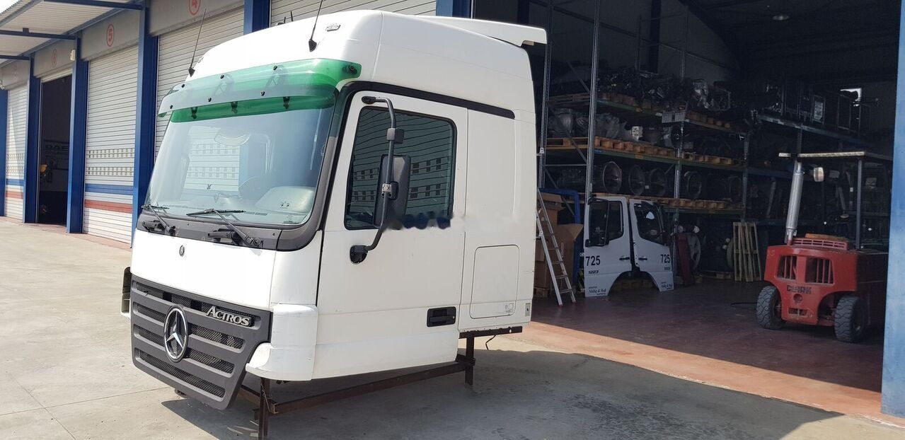 Cab for Truck Mercedes-Benz ACTROS MP2: picture 13 Cab for Truck Mercedes-Benz ACTROS MP2: picture 13