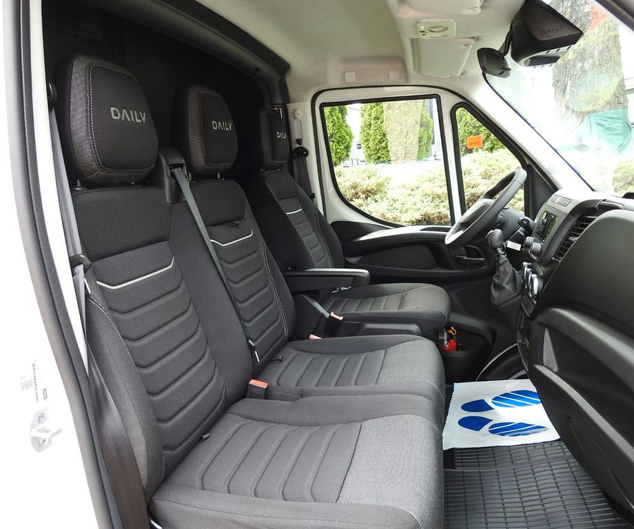 New Curtain side van, Combi van Iveco DAILY 35S18 PRITSCHE PLANE 10 PALETTEN WEBASTO: picture 26