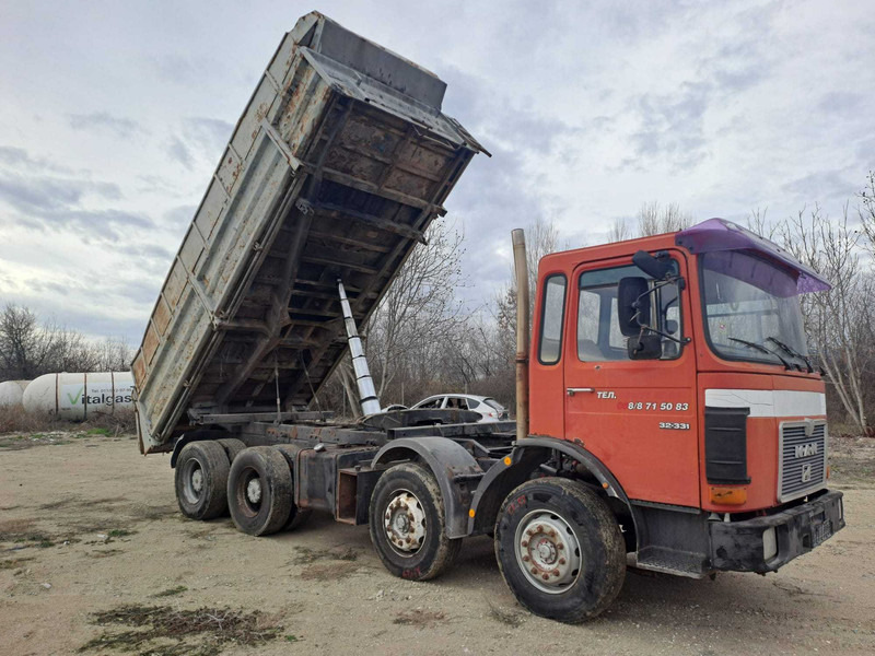 Tipper MAN 32.331 dump truck: picture 7