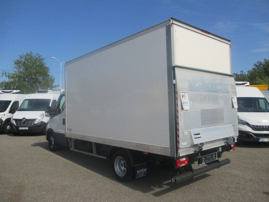 Box van Iveco Daily 35C16: picture 7