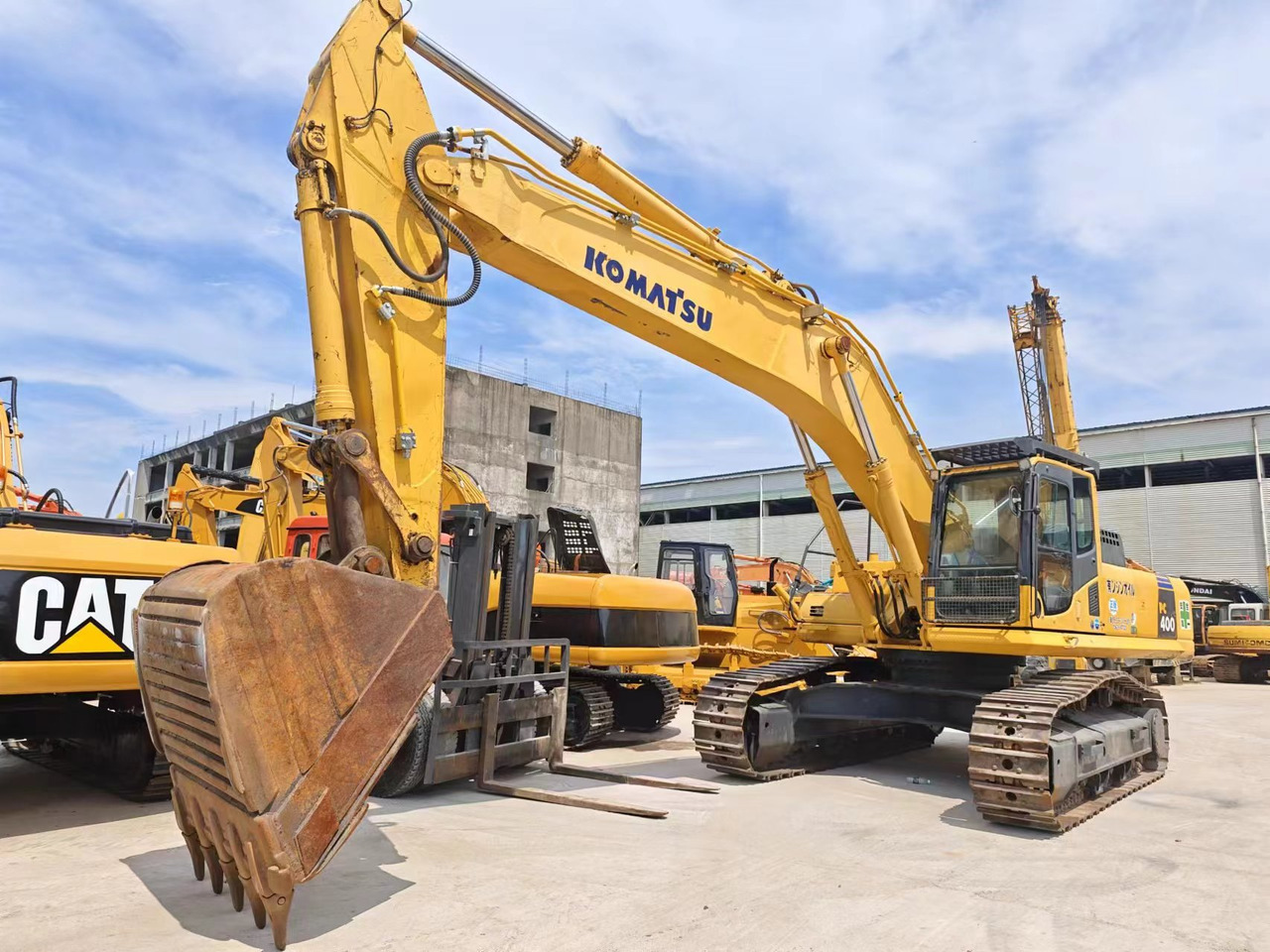 Crawler excavator KOMATSU PC400-8R: picture 6