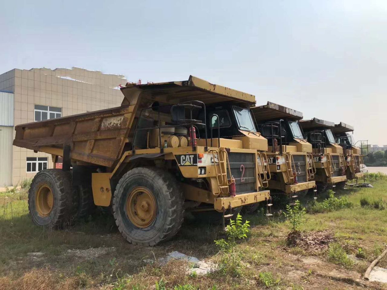 Rigid dumper/ Rock truck Caterpillar 773D: picture 8