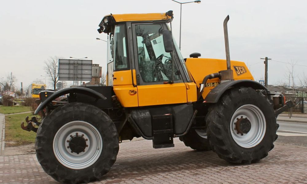 Farm tractor JCB Fastrac 155-65: picture 6