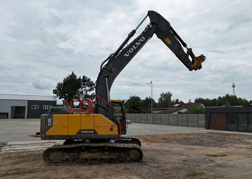 Crawler excavator Volvo EC 220 EL: picture 16