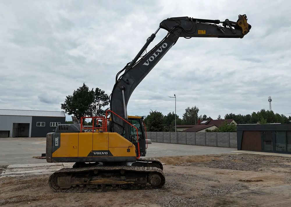 Crawler excavator Volvo EC 220 EL: picture 17