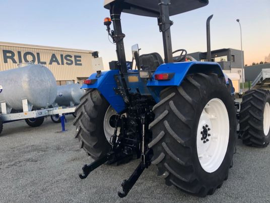 Farm tractor New Holland TL100A Tracteur: picture 14