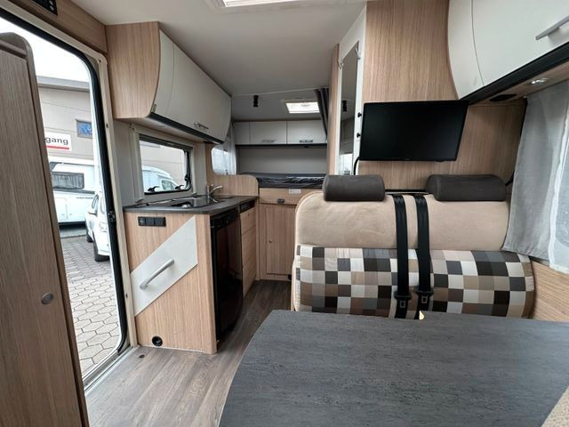 Semi-integrated motorhome Sunlight T 60/1.Hand/Festbett/Garage/Klima/Markise: picture 17