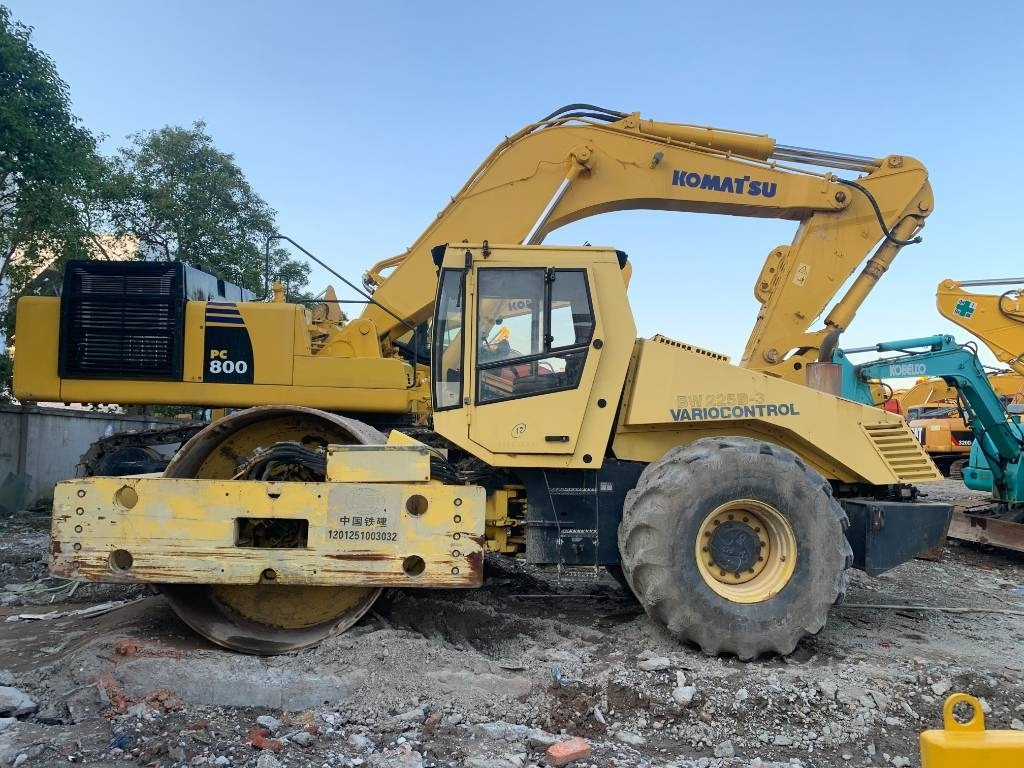 Road roller Bomag BW 225 D-3: picture 33