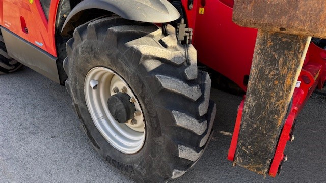 Telescopic handler MANITOU MT1840 EASY: picture 6