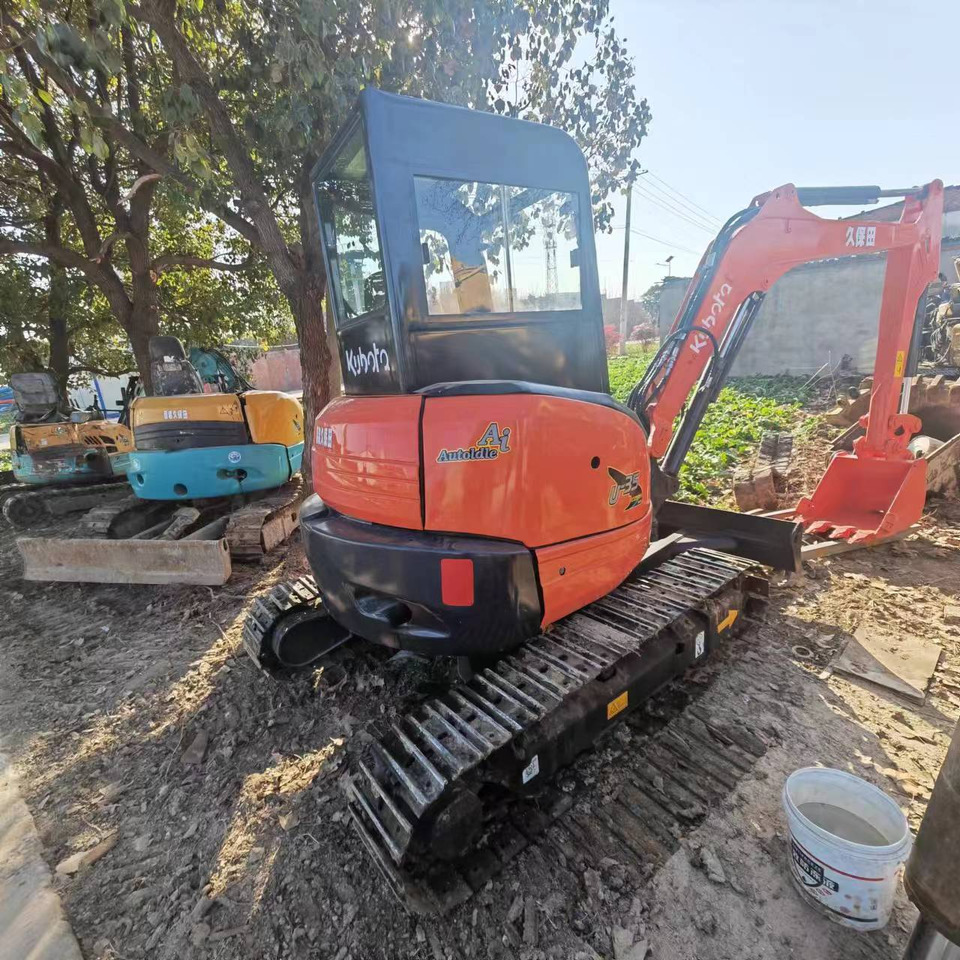 Mini excavator KUBOTA U35: picture 7