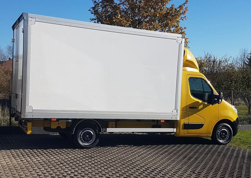 Leasing of  Renault MASTER KONTENER 8EP 4,21x2,23x2,22 KLIMA KRAJOWY MANUAL  6-BIEGÓW Renault MASTER KONTENER 8EP 4,21x2,23x2,22 KLIMA KRAJOWY MANUAL  6-BIEGÓW: picture 35