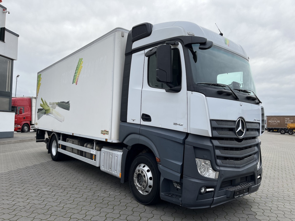 Box truck Mercedes-Benz 1842 4x2 LBW Kühlung: picture 13