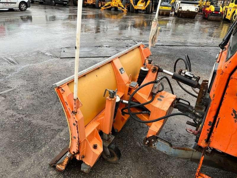 Snow removal vehicle HOLDER C5000 TURBO: picture 12