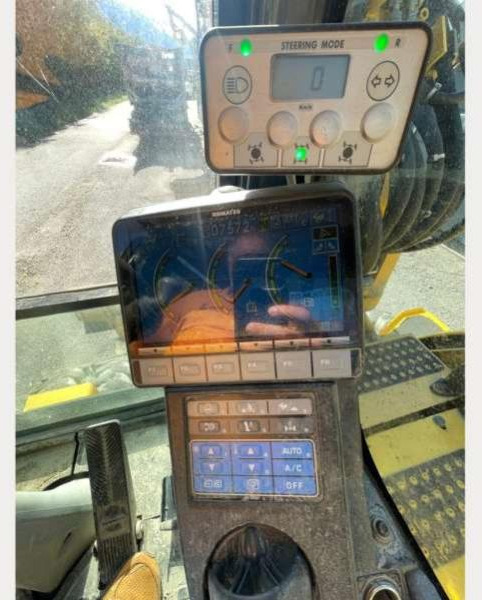 Wheel excavator Komatsu PW118MR-8: picture 9