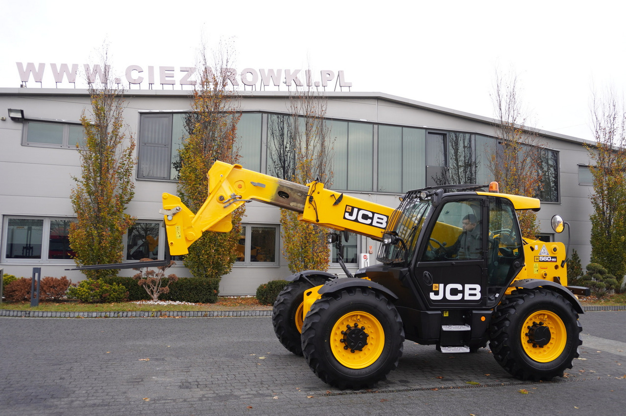 Wheel loader JCB 560-80 / 6 ton lifting capacity / power 146 HP: picture 8