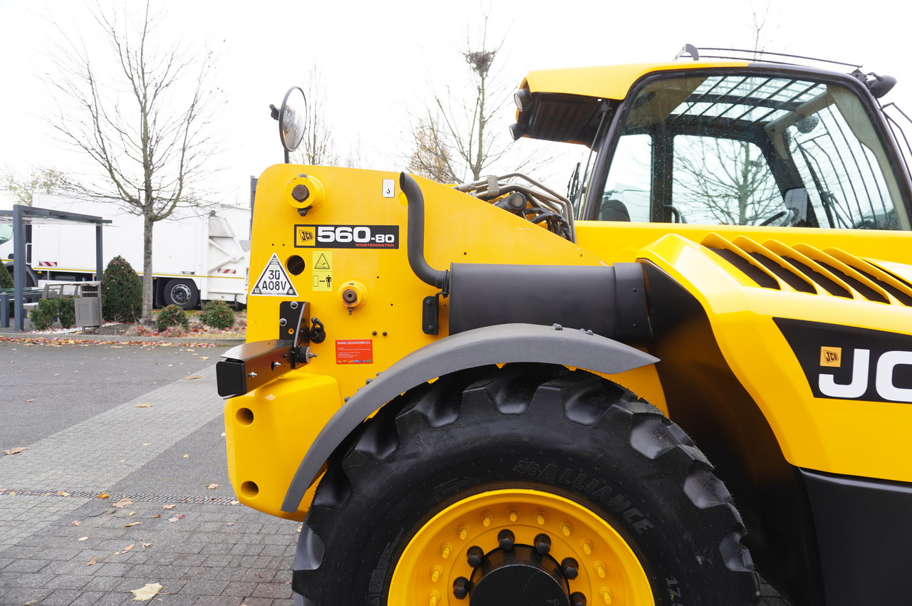 Wheel loader JCB 560-80 / 6 ton lifting capacity / power 146 HP: picture 26