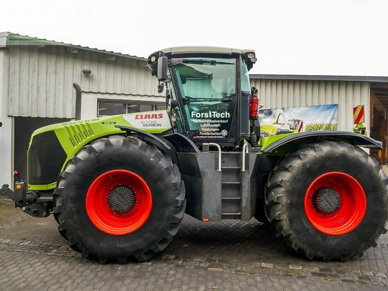 Farm tractor CLAAS xerion 4500 trac vc TRAC VC: picture 11