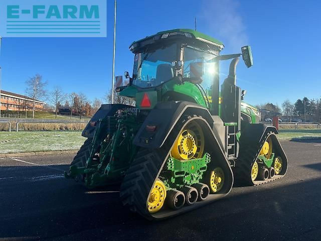 Farm tractor John Deere 8rx 410: picture 16