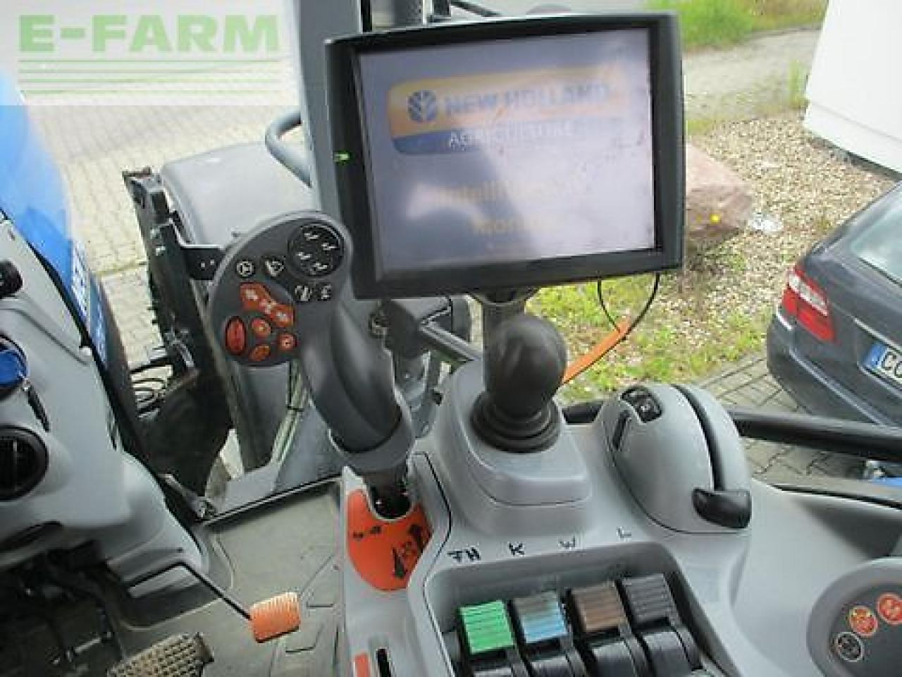 Farm tractor New Holland t7.220 ac: picture 7