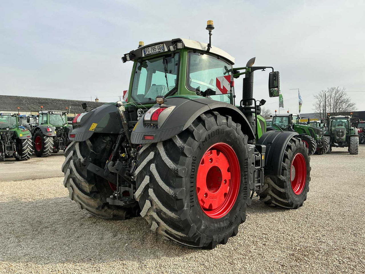 Farm tractor Fendt 939 Profi +: picture 6