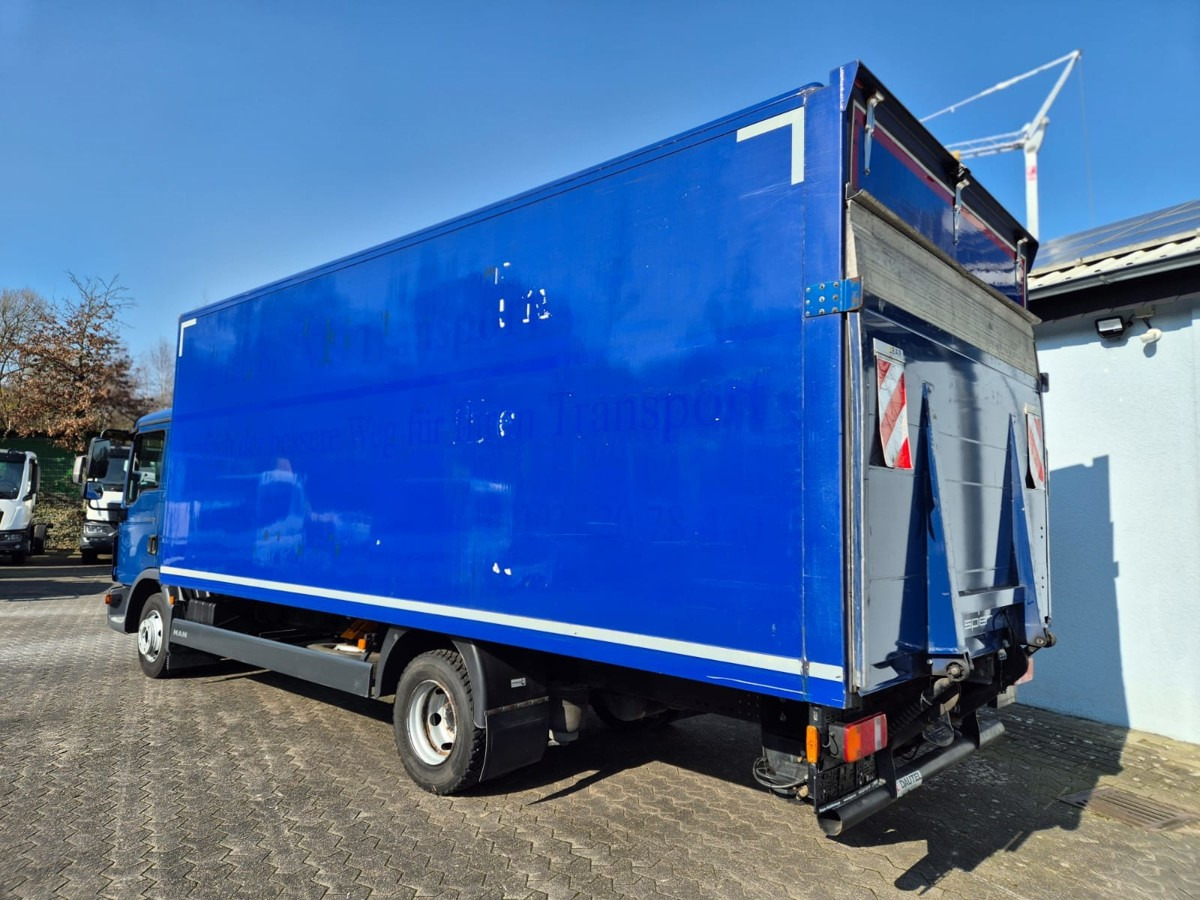 Box truck MAN TGL 8.220 Koffer 6,20m LBW AHK: picture 15