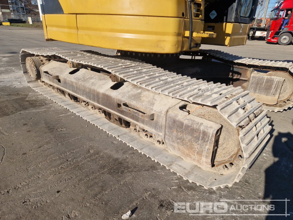 Crawler excavator 2012 CAT 321D: picture 8